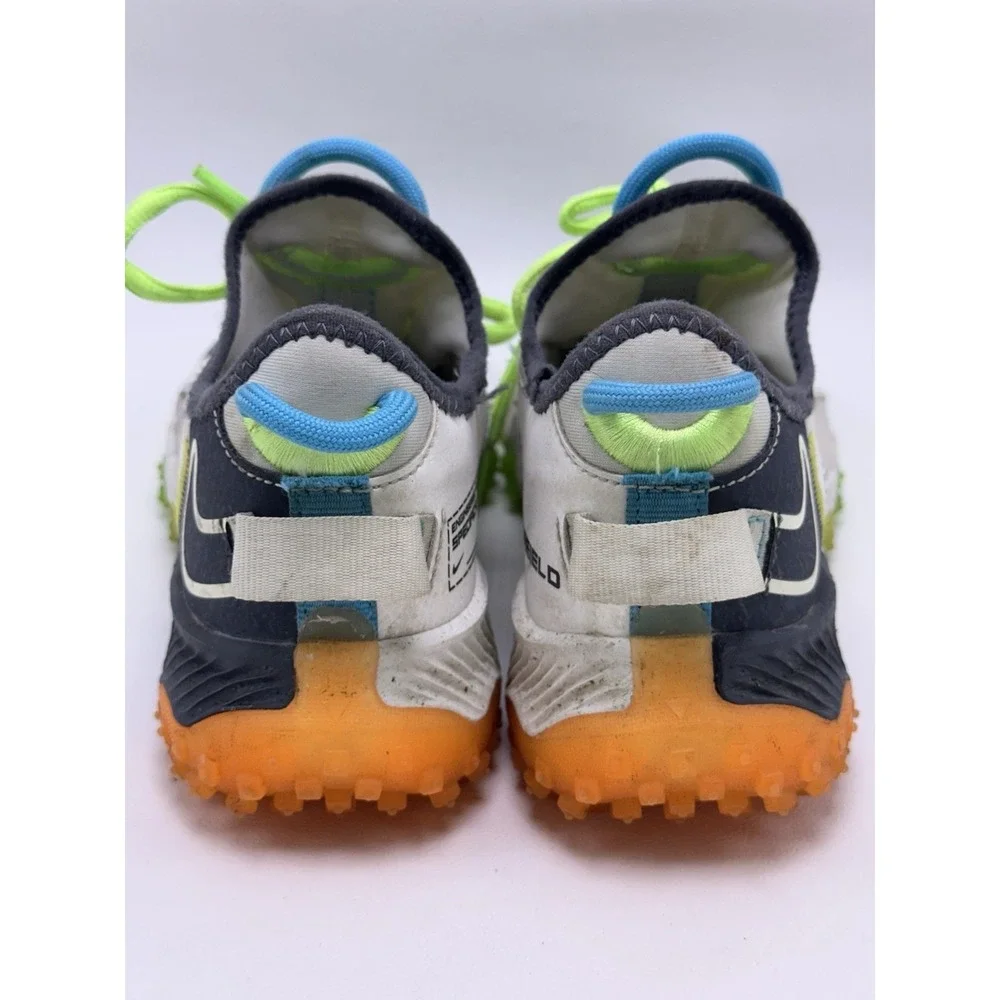 Nike Future Field Cleats Boy's Size 2Y Hyper Yellow Sail Sonic Gray DJ6949-101